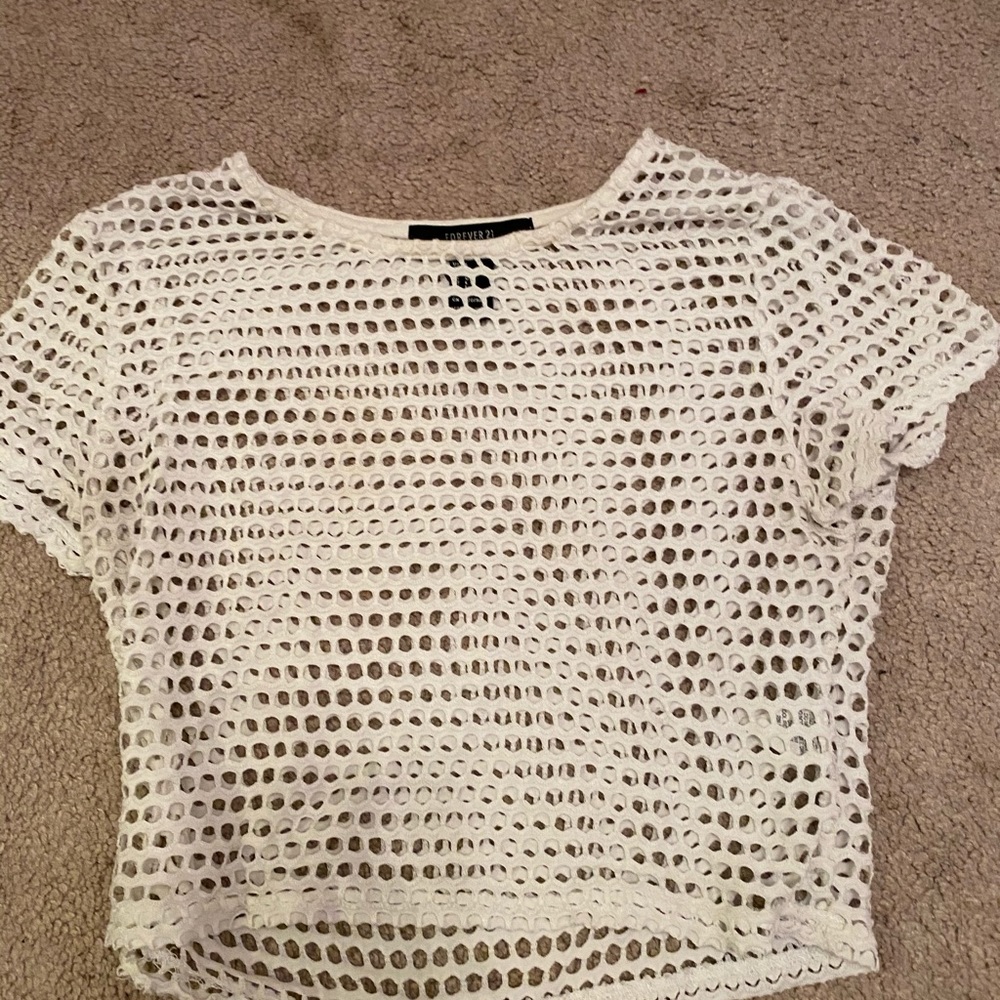 white cropped mesh-ish T